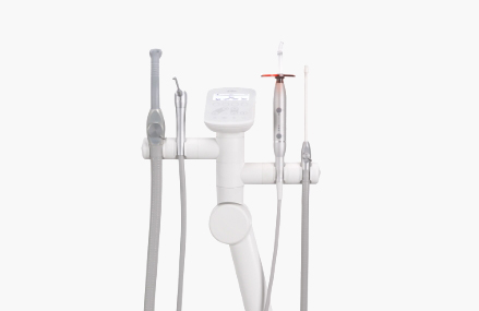 A-dec-500-Assistants-Instrumentation-Radius